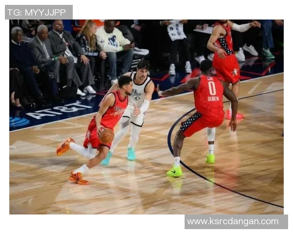 季后赛全明星赛篮球队阵容分析与精彩瞬间回顾